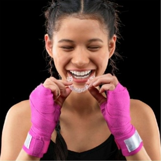 จัดฟันใส Invisalign